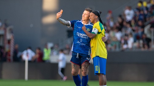 Ronaldinho dnes v Trnave! Futbalová legenda sa predstaví v exhibičnom zápase, sledujte na JOJ Šport 2 od 17:00