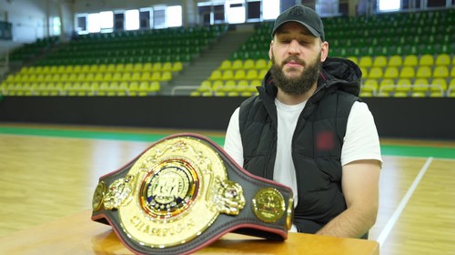 Gabriel Kocsis zabojuje o titul WBA, triumf mu otvorí cestu k Furymu a Joshuovi