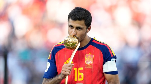 Rodri so záujmami od Barcelony aj Realu Madrid