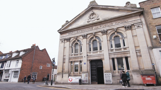 Pomoc! V mém domě straší