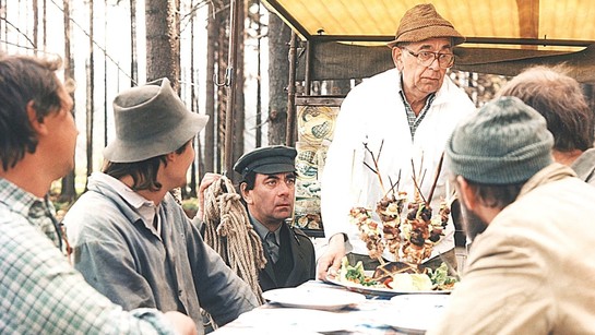 Smích se lepí na paty