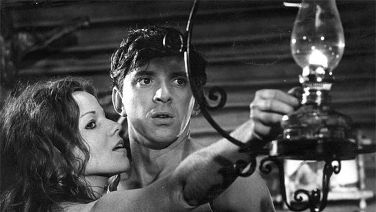 Dva muži hlásí příchod