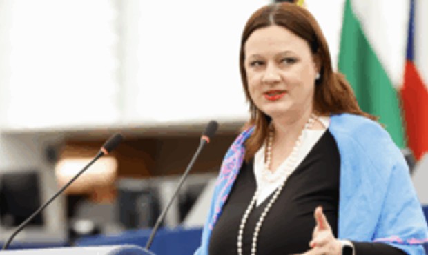 Katarína Roth Neveďalová: Celá kauza s ropovodom Družba je zvláštna. Zmiznutých inšpektorov nikto nehľadal