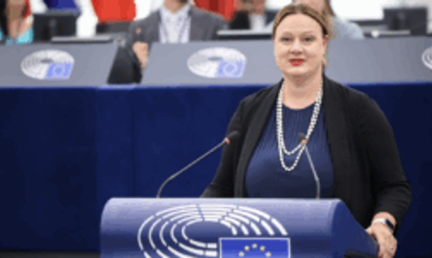Katarína Roth Neveďalová: V PS buď nerozumejú otázkam, alebo nemajú odpoveď… a netušíme, čo je horšie