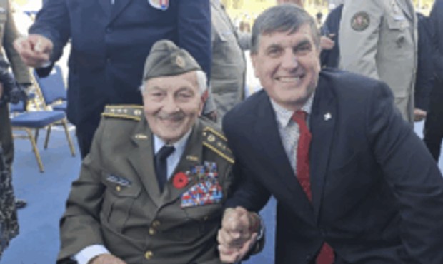Branislav Ondruš: Živió, Vladko Strmeň