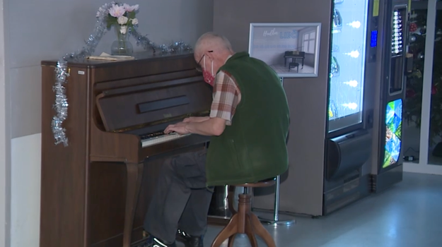 Štedrý deň v onkologickom ústave: Pacienti si pod stromček prajú to, čo sa nedá kúpiť