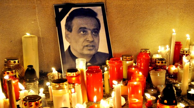 V prípade vraždy právnika Ernesta Valka vypovedali znalci. Vo vyšetrovaní sú nejasnosti