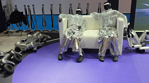 Na veľtrhu v Barcelone ukázali budúcnosť robotiky a mobilov. Dominovalo aj AI