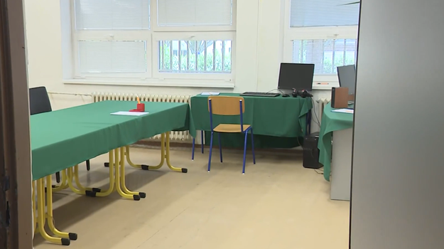 Maturanti si dobrovoľne vyskúšajú elektronickú maturitu zo slovenčiny a maďarčiny