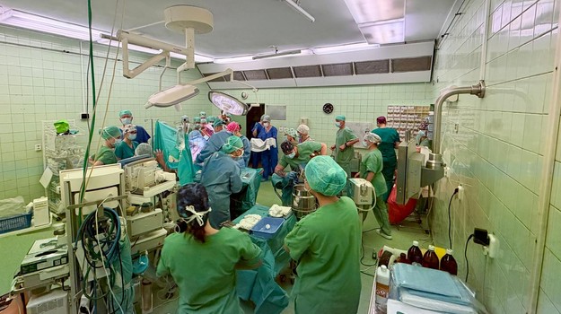 Slovenská medicína čelí raritnej výzve: Po 17 rokoch sa u nás narodili siamské dvojičky