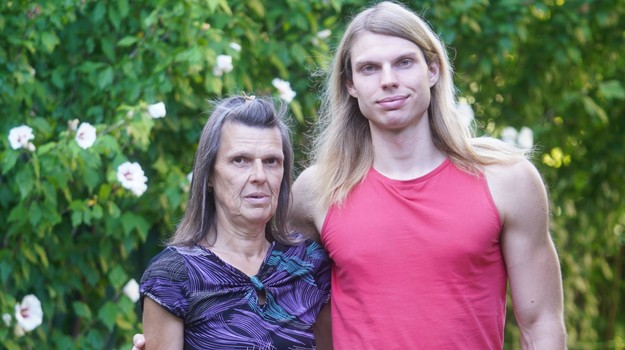 Čaká Tomáša ťažký návrat do reality? Jeho mama hovorí o PREDAJI ich ikonického domu!
