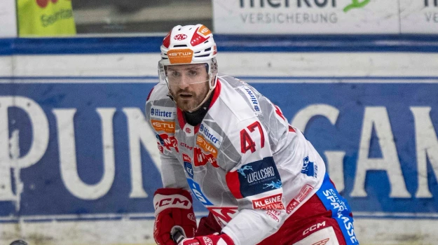 Hokejista skolaboval počas zápasu, museli ho oživovať