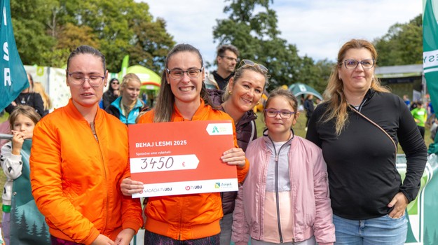 Posledné preteky Behaj lesmi 2025 boli rekordné: Pre Majku a Lenku sme vyzbierali 3450 €.
