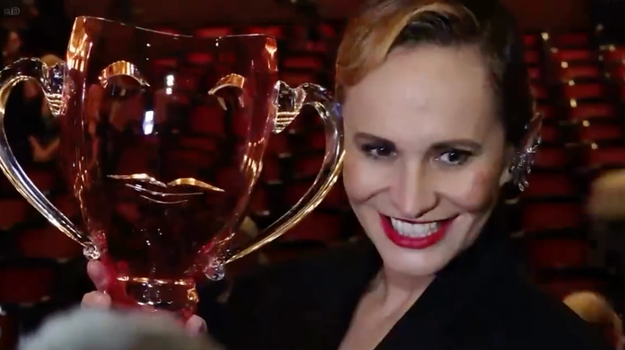 Trapas ako hrom! Sotva dostala Absolonová významné ocenenie, jej synovia ho zničili!