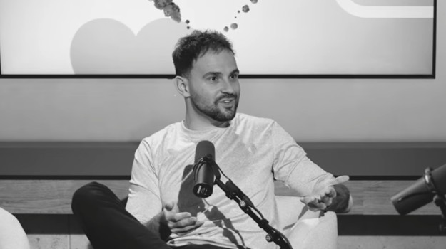 Tomáš z Mama, ožeň ma o svojich kauzách: Naozaj OPĽUL inú influencerku? Takáto je PRAVDA!