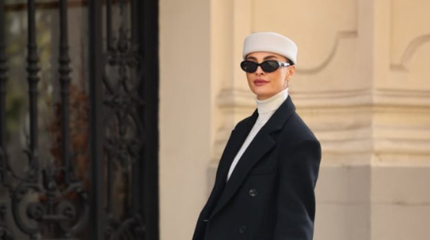 Myslíte si, že klobúčiky sú staromódne? Módna stylistka ukázala, ako ich nosiť moderne
