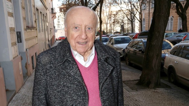 Vášnivé bozky s mladou ženou! TAKTO to Felix Slováček vysvetľoval, reagovala aj Patrasová!