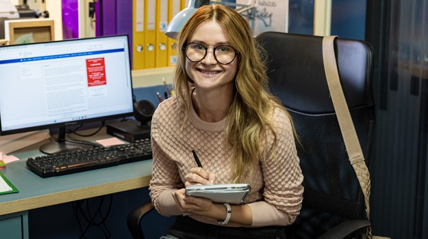 V seriáli sivá myška, v skutočnosti dračica: Hviezdu z Miše v Košiciach mimo kamier nespoznáte!