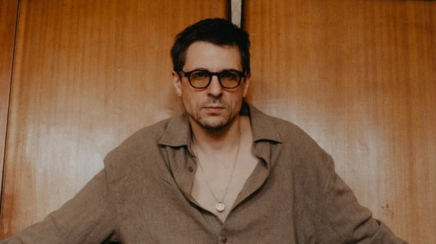 Toto je najštýlovejšie oblečený slovenský herec: Na červenom koberci ukázal, že elegancia nemusí byť nuda
