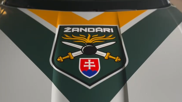 Žandári už hliadkujú v Malackách. Kto sa k nim môže pridať a aké majú právomoci?