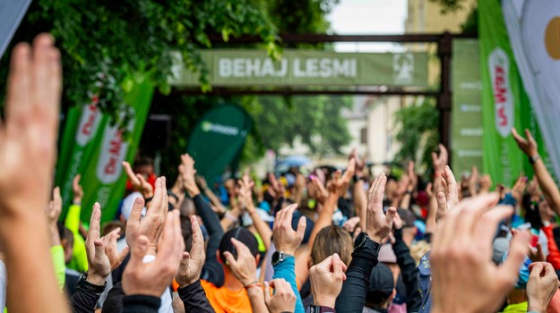 Behaj lesmi Beckov - Celestínke bežci vyzbierali 1 671 eur!