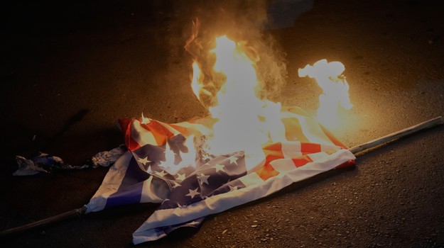 Irán je pripravený rokovať s USA, znovu otvoril svoj vzdušný priestor