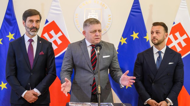 Politikom sa blížia letné prázdniny: Na jeseň môže byť situácia napätá