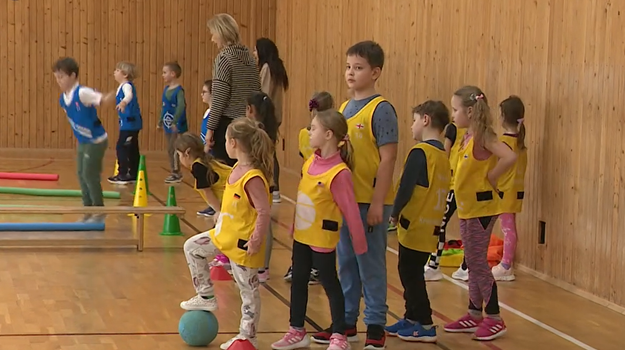 Projekt Tréneri v škole prináša revolučnú telesnú výchovu. Baví žiakov aj učiteľov