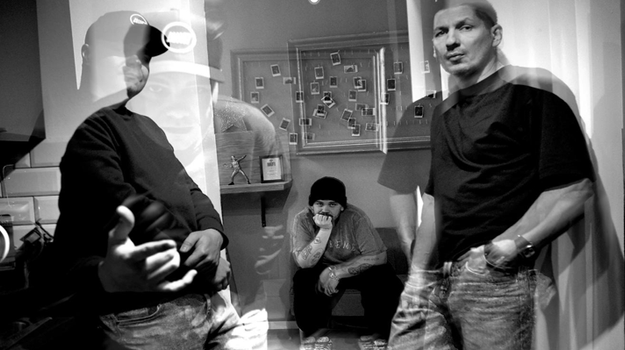 Skupina A.M.O. má v pláne vás dostať do klubu! Aj vy ste na tomto vyrastali?