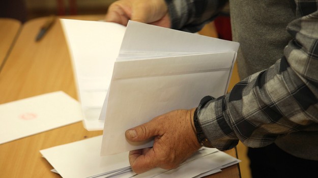 Podľa exit pollov vyhrali predčasné voľby v Holandsku liberáli