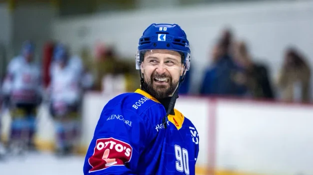 Tomáš TATAR sa stal cez Vianoce otcom