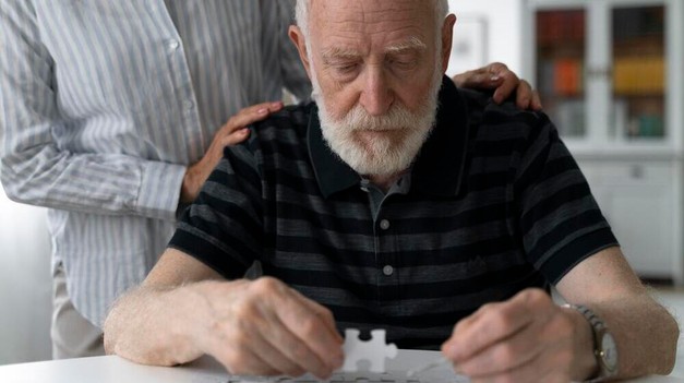 Obrovský úspech slovenských vedcov: Ich vakcínu proti Alzheimerovej chorobe budú skúšať v USA s podporou 150 miliónov dolárov