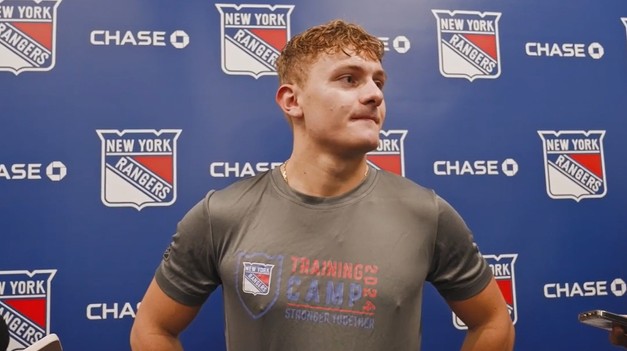 Adama SÝKORU čaká debut v NHL