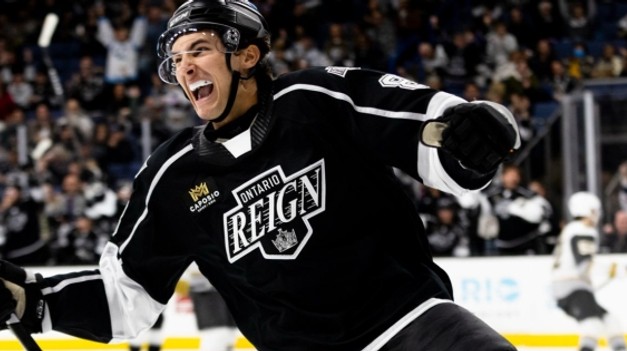 CHROMIAK strelil jubilejný GÓL, asistencia PEKARČÍKA