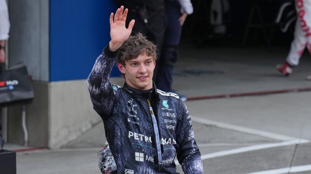 ANTONELLI vyhral aj v Japonsku, je najmladším lídrom priebežného poradia MS