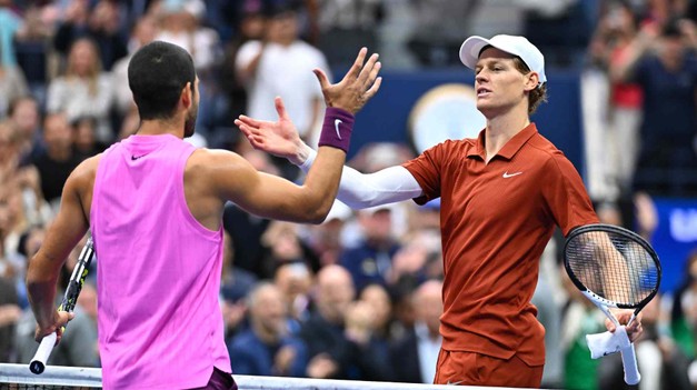 US Open bez SINNERA, návrat ALCARAZA