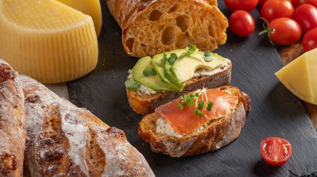Celiakia sa môže objaviť kedykoľvek. Únava, bolesti brucha i vyrážky: Ako spoznať, že telo bojuje proti lepku?