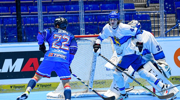 Slovenskí hokejbalisti končia pred bránami semifinále MS