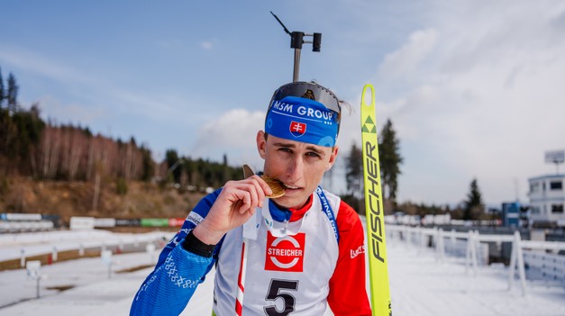 Biatlonista SKLENÁRIK sa stal MAJSTROM SVETA!