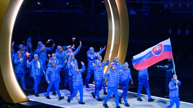 Slovenských olympionikov viedol na štadión Tomáš TATAR