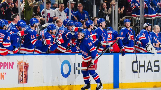 Adam SÝKORA strelil prvý gól v NHL