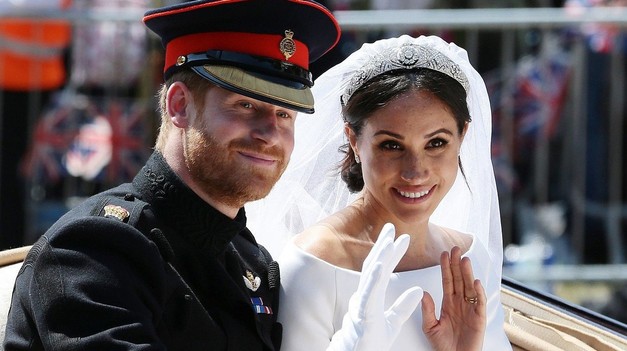 Meghan sa mala pred svadbou pohádať s kráľovnou!
