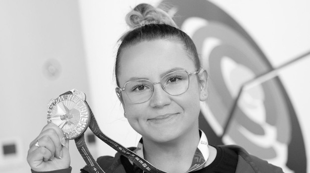 Denise BARÁNKOVEJ (†24) dali blízki posledné zbohom, čiernu vynechali