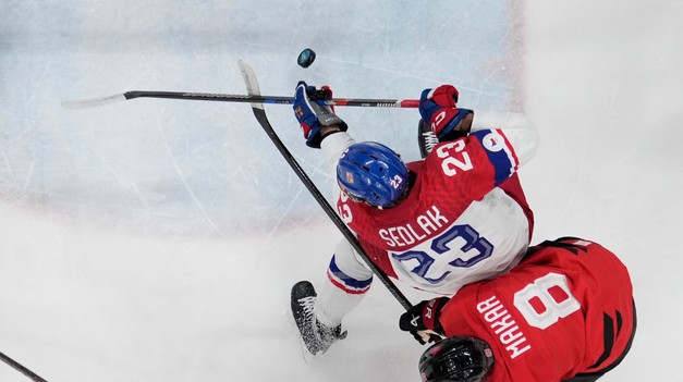 Česko vyhráva nad Kanadou 2:1