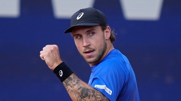 MOLČAN uspel v prvom kole kvalifikácie na Roland Garros