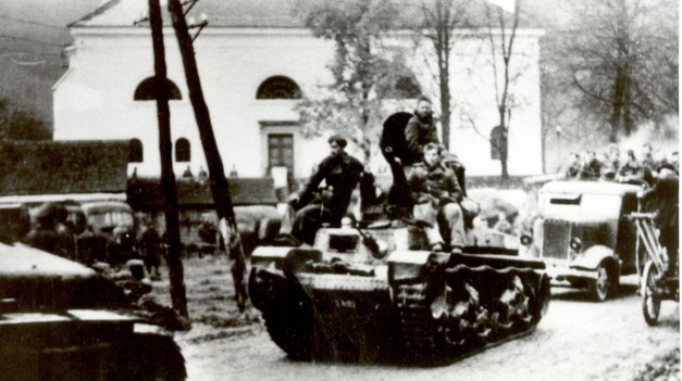„Začnite s vysťahovaním.“ Pred 82 rokmi sa začalo Slovenské národné povstanie