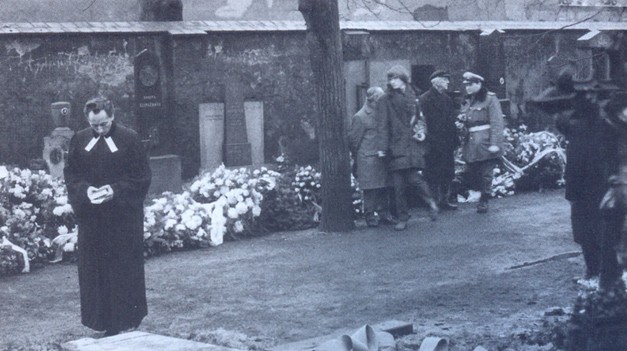 Vo veku 99 rokov zomrel Jakub S. Trojan: Pochovával Jana Palacha