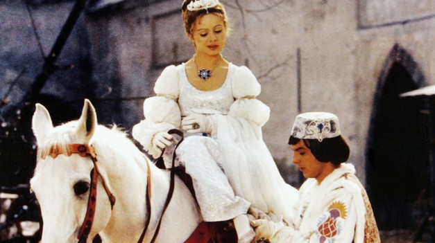 TOP zaujímavosti o rozprávke TRI ORIEŠKY PRE POPOLUŠKU