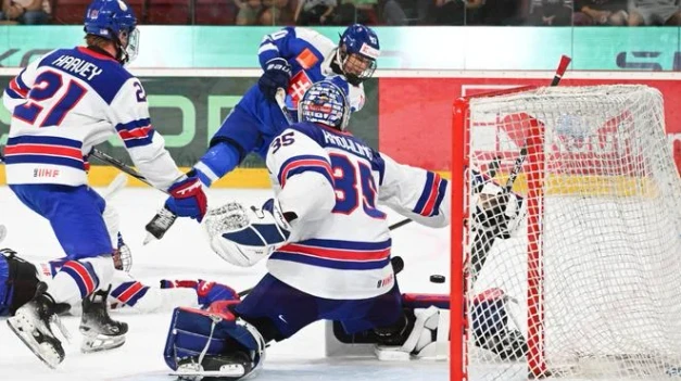 Slovenská osemnástka v generálke na Hlinka Gretzky Cup podľahla USA