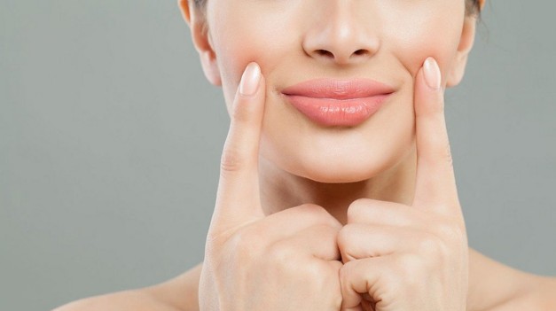 Trápia vás zapálené kútiky úst?  Možno vám chýbajú vitamíny a ste v strese